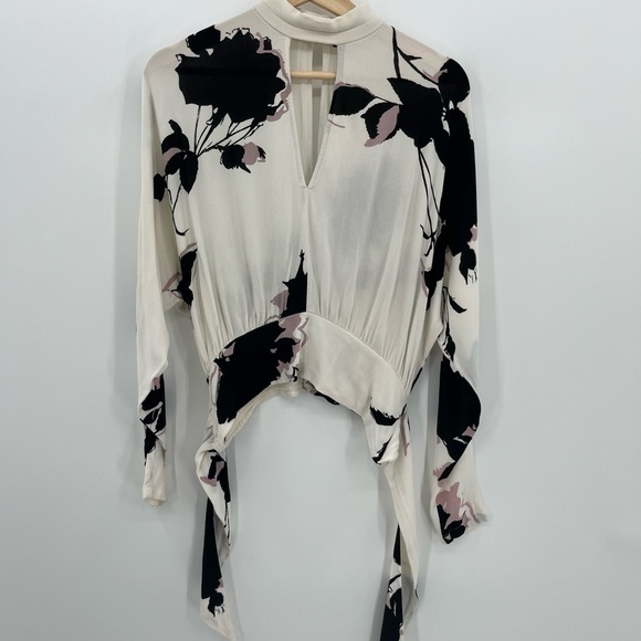 Free People S Say You Love Me Halter Cream Black Rose Key Hole Back Blouse - Picture 4 of 14